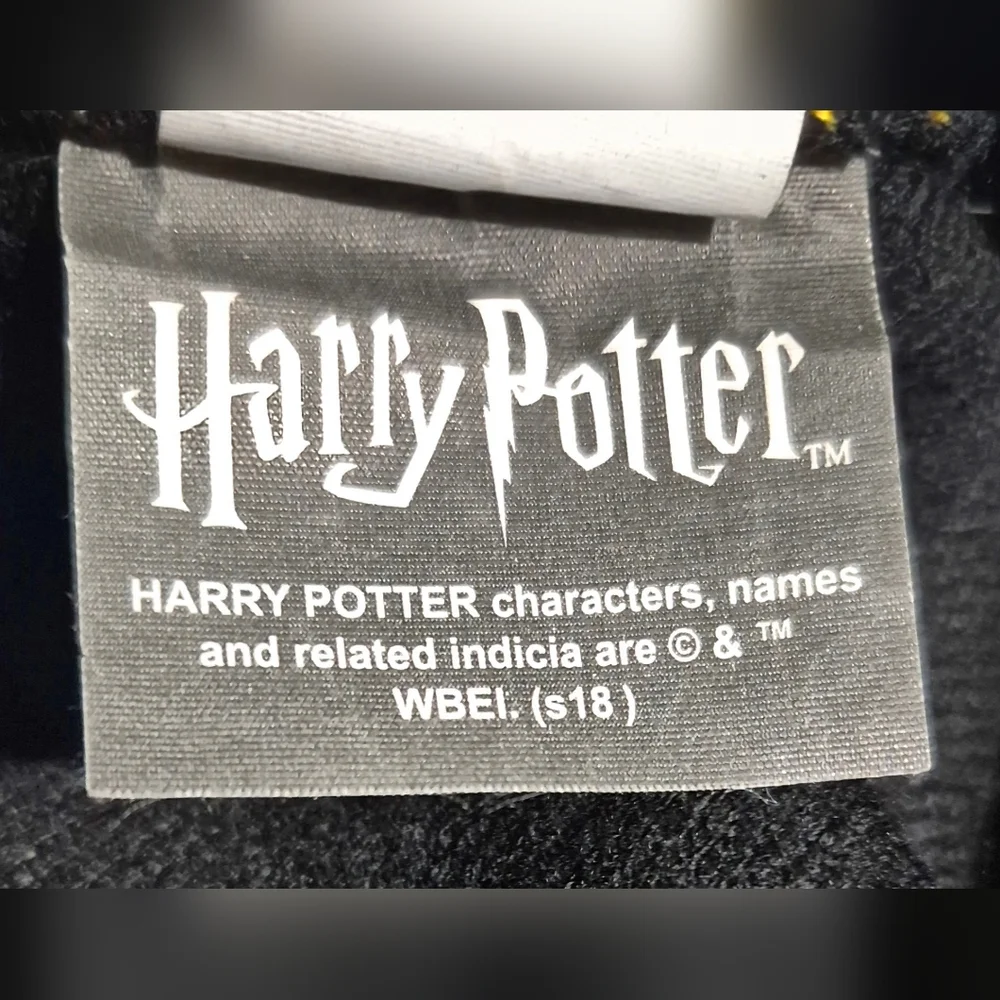 Harry Potter Gryffindor themed knit cuff beanie.